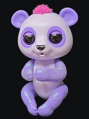 Woowee - Fingerlings Interactive Baby "Beanie" Glitter Panda Figure